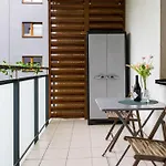 Grabiszynska - Balcony & Workspace - By Rentujemy Апартаменти Вроцлав