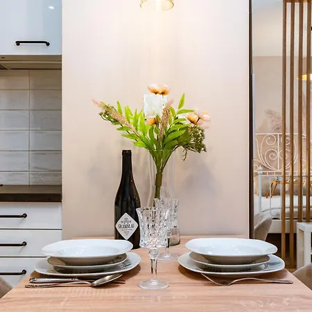 Grabiszynska - Balcony & Workspace - By Rentujemy Apartment