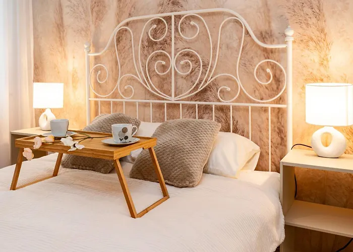 Apartment Grabiszynska - Balcony & Workspace - By Rentujemy *